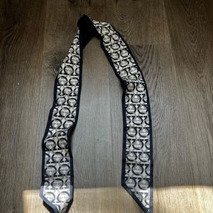 Salvatore Ferragamo monogram twilly